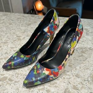 Nine West Floral Print Pumps 
Size 8M